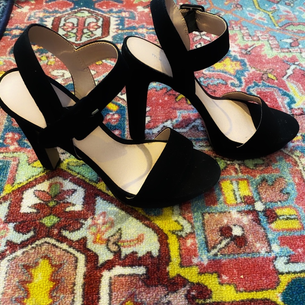 Black microsuede platform heels - Picture 2 of 5
